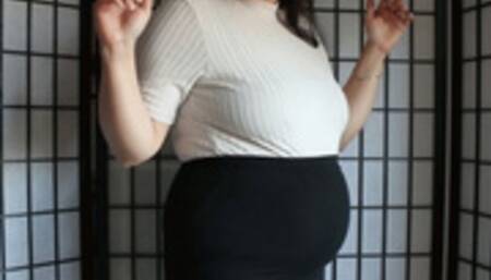 Fat shamed by coworkers, still in denial! [MOV]