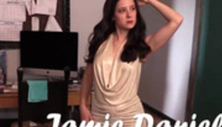 Mesmerized Fembot Freezing with jamie