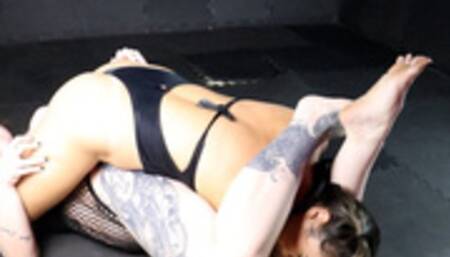 Live fantasy wrestling