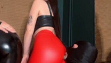 3 Mistresses made facesitting on slave