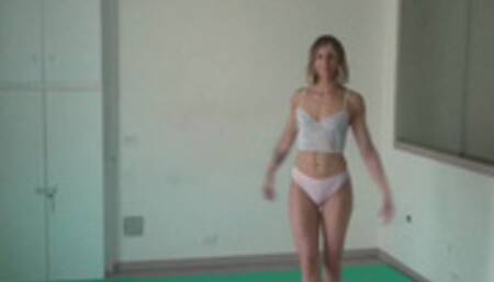 SAMANTHA , VENERE IN MIXED-FIGHTING VS MALE ( TEST OF STRENGTH )