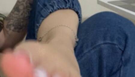 Braga Feet - Worship My Pink Soles You Pathetic