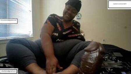 Mscumlicious84 Footjob and Dry Itchy Feet