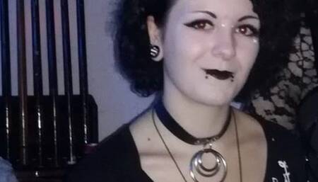 Gothic_bat_bite - Sexy BRITISH CB GOTH SLUT