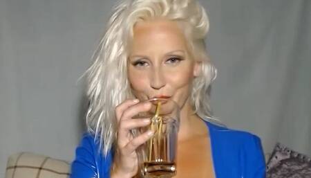 Jennifer Jade 14.07.2023