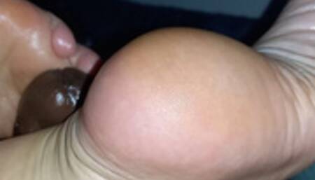 Sleeping solejob starring Heavenly nc (no cumshot)