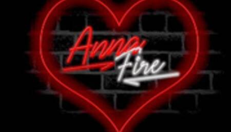 A good stepson explores the stepmom's pussy