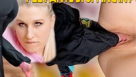 Pee in Pants Pussy Stuffing WAM walk Lululemon leggings