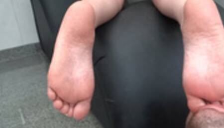 LIE ON FLOOR FOR MY STEP YOU FACE AND MOUTH WITH MY FEET