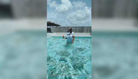 Lucia Javorcekova topless in the pool