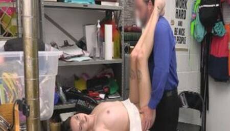 Melanie Marie does pervy officer a favor