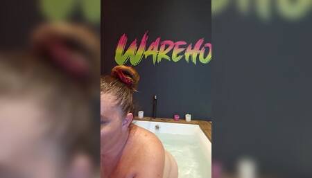 Cum join me in the bath at Warehouse-X ! I have toys! I will bring my ass if you bring you