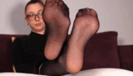 Viky Fishnet Fetish - 4K MP4