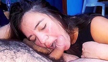 Hermosa Latina Es Obligada Por Su Padrastro A Hacerle Sexo Oral Y Ayudarlo A Eyacular P1
