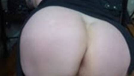 STUCK under bed! Bare big ass struggling WMV 1080