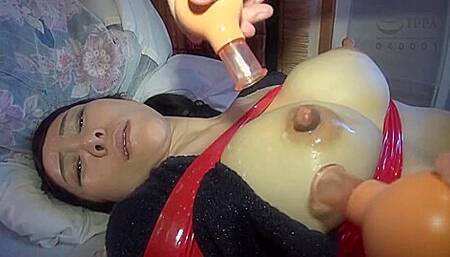 [wbms-001] Deca Nipple Breast Milk Mama Okumura Minako Scene 2