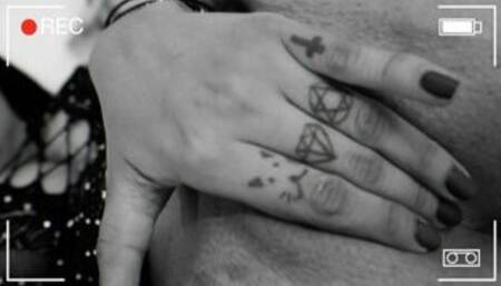 Look at everything I can do with my fingers, what do you want me to do for you?