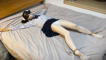 Tempting the lovely school girl (4) - Ate ice cream, stuffed in a jump egg,legs opened,tied to the bed, strong struggle,clamped her legs and secretly enjoyed the pleasure,dares to kick me, was played down,wonderful scene from the first perspective