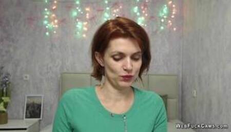 Dressed up Milf shows ass in leather pants on webcam