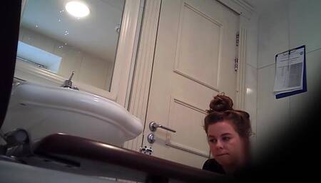 Caught my sister fingering on bathroom