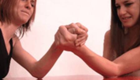 Due studentesse sotto sforzo : Meryl vs Margherita ( POWERFULL WOMAN )