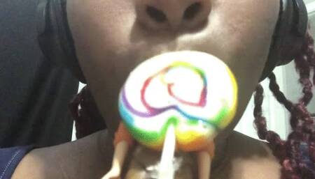 Giantess Enjoying Teeny On Lollypop 4K