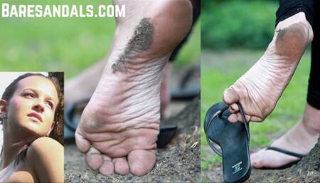 Nikola's filthy feet and soles while wearing sandals - Video update 13302 HD