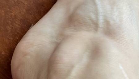 Tracing Ankle Veins
