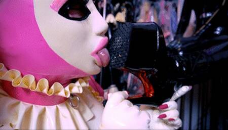 Jerk off on the boots!