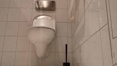 Huuuge splashes at work - someone near heard that ?