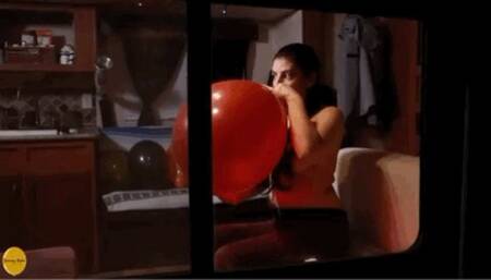 Looner Voyeur Pt 2: 17" Ruby Blow & Ride Non Pop