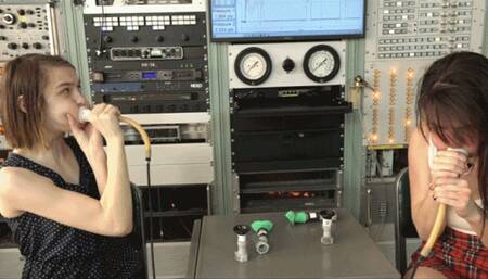 Mewchii and Ziva Test Their Blowing Pressure (MP4 - 1080p)