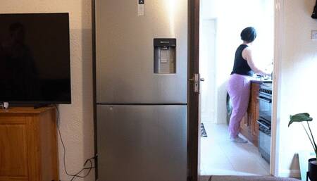 Caught! Stepmom Catches Stepsiblings Fucking with Face Full of Cum!