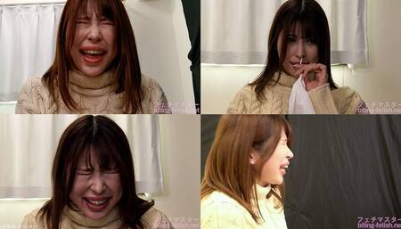 Miu Arioka - CLOSE-UP of Japanese cute girl SNEEZING sneez-18 - wmv