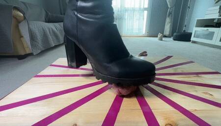 Black Bootjob with cumshot on cockbox