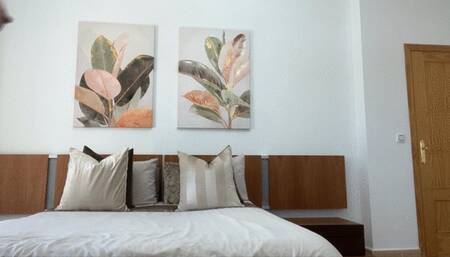 Jerk off lesson from step mom