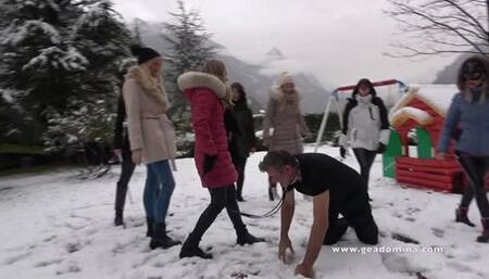 GEA DOMINA - Villa of the Dominatriex - Beating in the snow