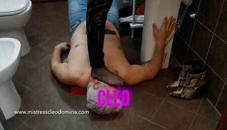 Cleo Domina - You are my bathroom rug