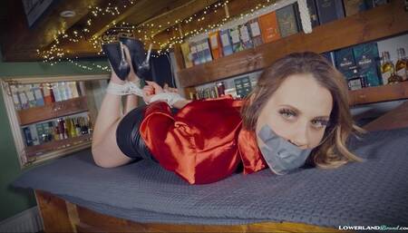 Ruby Shades - Spy Looking for Villains Hideout MP4 4K