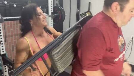 Kandylegs destroys Doolz