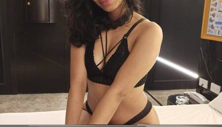 Sexy latina fucking dildo