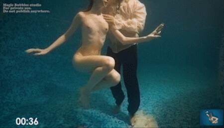 618-1 Lara and Aoro_ Naked underwater learning
