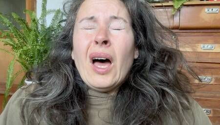 everything blooms harmy has allergy wmv