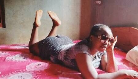 Igbo Omo Actress’ Wrinkled, Plump Soles Up In Air While On Bed
