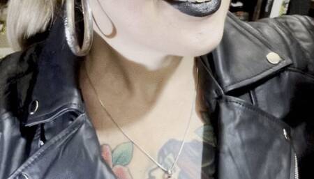 Today I'm on fire baby, today I wanna tease - Marlboro 100's - Crush - Genuine leather jacket - Vinyl pants and boots