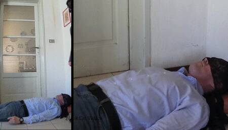 Flat boots trampling by Ambra (two cameras)