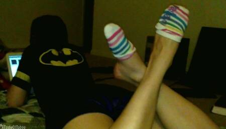 High Arched #CollegeGND Roommate Yanks Another Load - Sock Removal - PRT1 - Jennifer