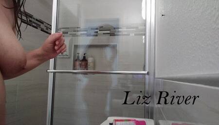 Long Hair Combing and Washing with Liz River