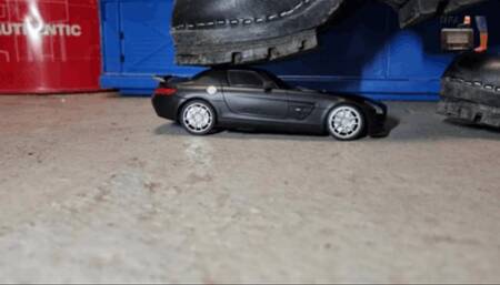 Small RC-Car for my wooden Clog