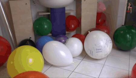 Balloon crush fun 23
